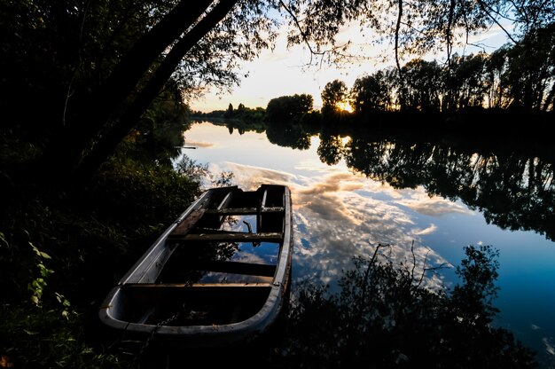 Wilde Brenta-rivier in Noord-Italië Zomer 2014