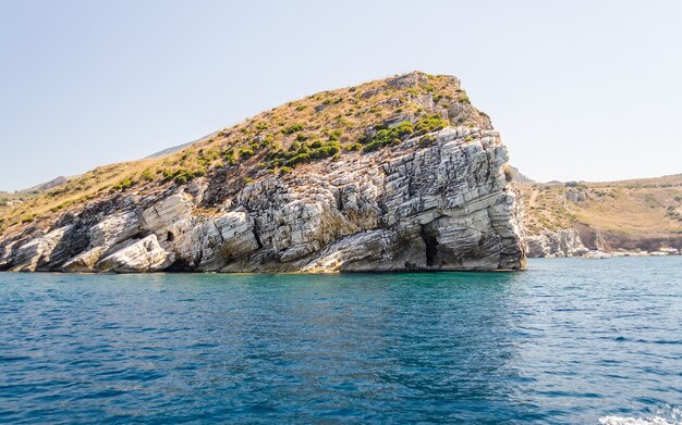 Wilde prachtige kustlijn in het natuurreservaat Zingaro, Trapani, Sicilië, Italië