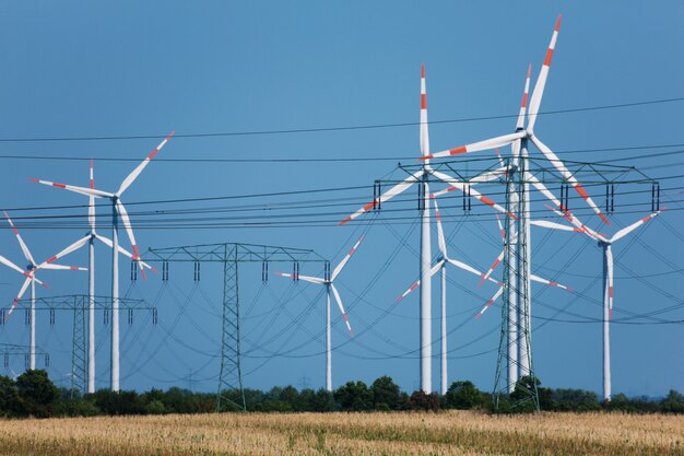 Wind turbines in strong heat haze (!)