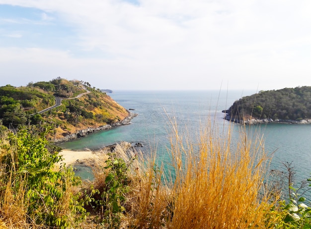 Foto punto di vista del mulino a vento a phuket, tailandia.