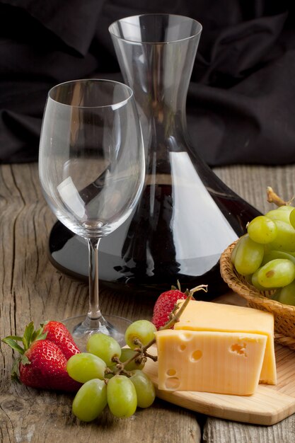 Wine and fruits