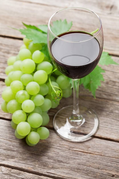 Wine glass and grapes