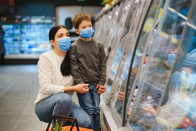 Winkelen met kind tijdens virusuitbraak