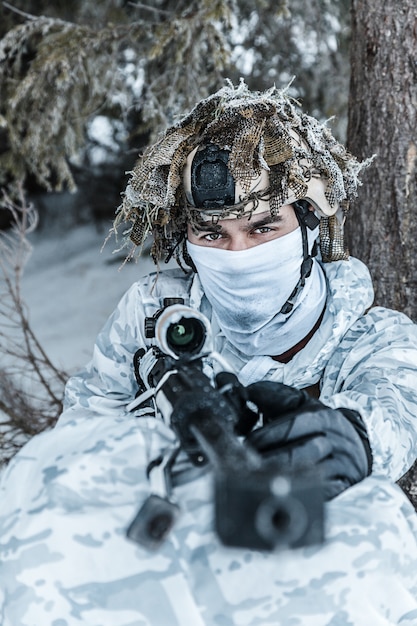 Photo winter arctic mountains sniper