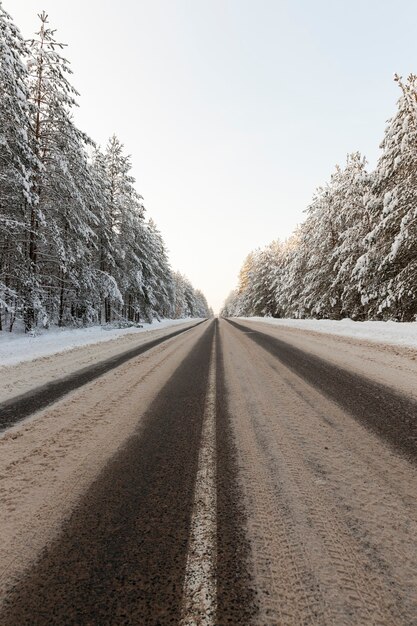 Strada d'inverno