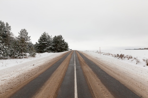 Strada d'inverno