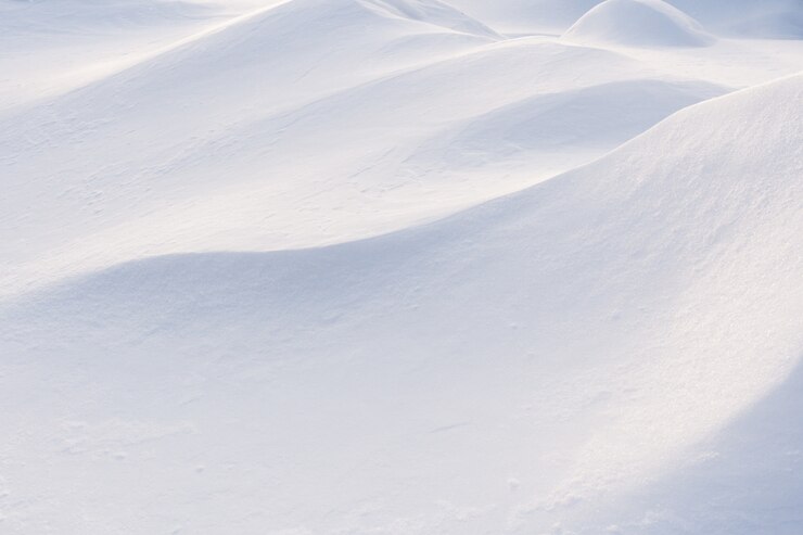 Photo 冬の雪の吹きだまりのクローズアップ