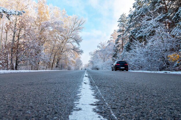 Photo winter track during the first snow