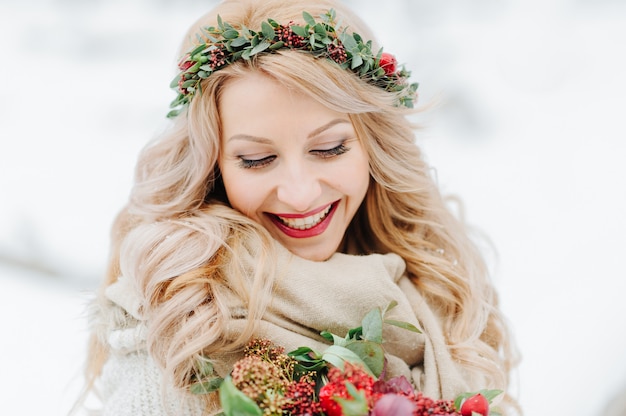 Winter wedding photosession in nature