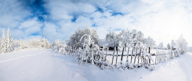 Winterlandschap in bergen