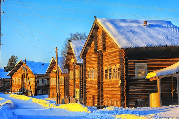 winterlandschap russisch dorp noord houten huis