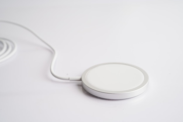 Wireless charger magnetic charging modern equipment of mobile phone