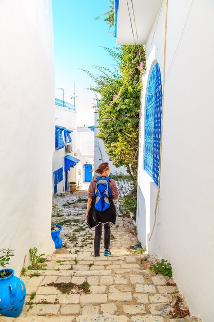 Witblauwe stad Sidi Bou Said, Tunesië. Oosters sprookje met Franse charme.