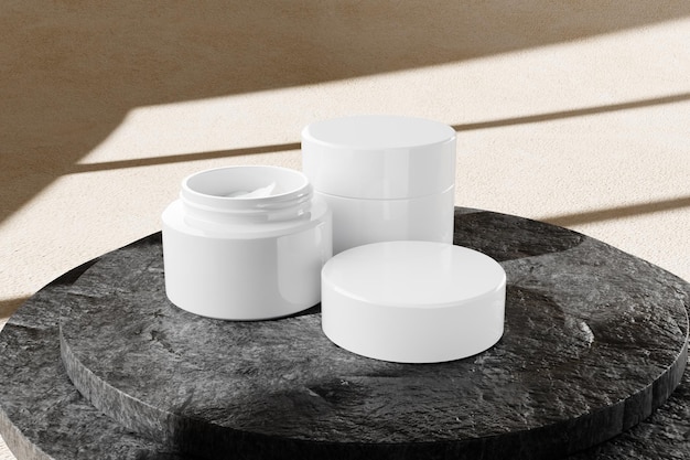 Witte cosmetische crème pot op rots podium met beige betonnen achtergrond voor productpresentatie
