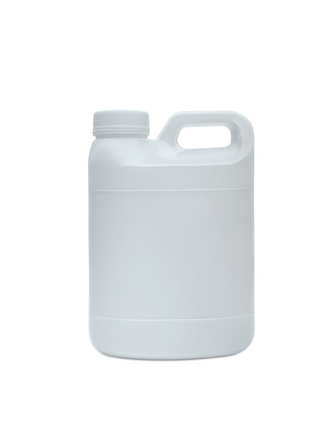 Foto witte plastic jerry can is geïsoleerd op een witte achtergrond