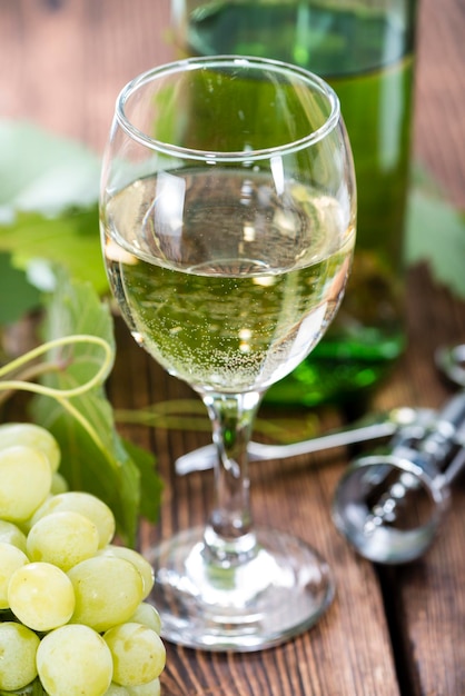 Foto witte wijn in een glas