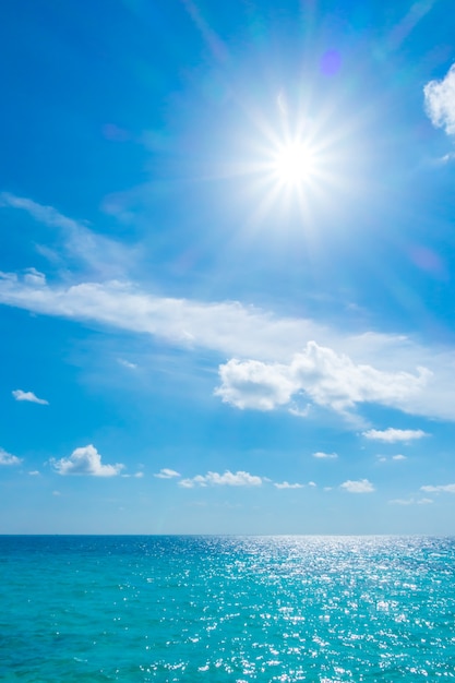 witte wolk exotische zee natuur