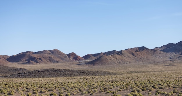 Woestijn berg natuur landschap zonnige blauwe lucht