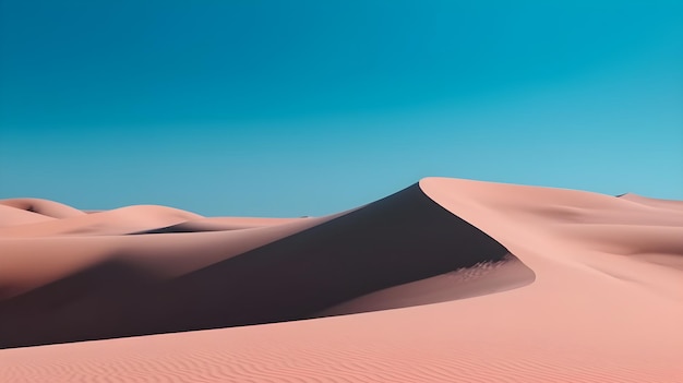 Woestijnduinen op blauwe hemelachtergrond met copyspace
