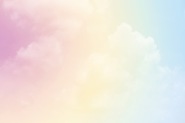 wolkenachtergrond met een pastelkleur
