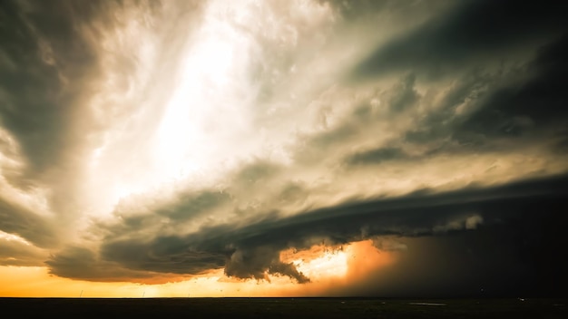 Wolkige clodus van regen balck kleur van wolken regenachtige strom