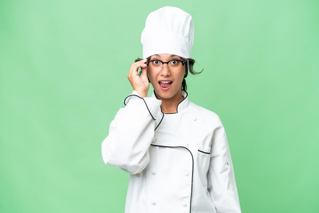 Photo woman over green background