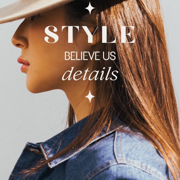 帽子をかぶった女性と、「believe us details」という言葉が書かれたデニム ジャケットを着ています。