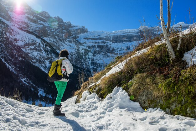 Gavarnie, Cirque, 프랑스에서 여성 등산객