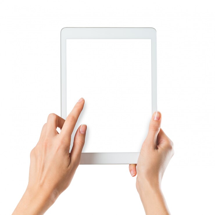 Photo woman holding digital tablet