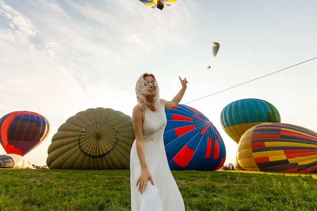 woman and a hot air balloon, summer