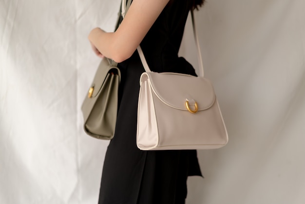 woman leather fashion bag