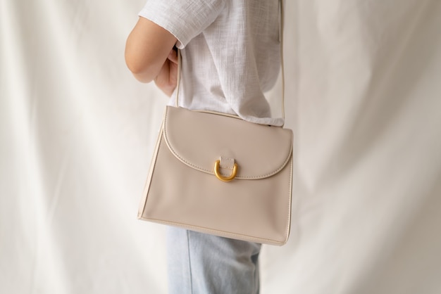 woman leather fashion bag