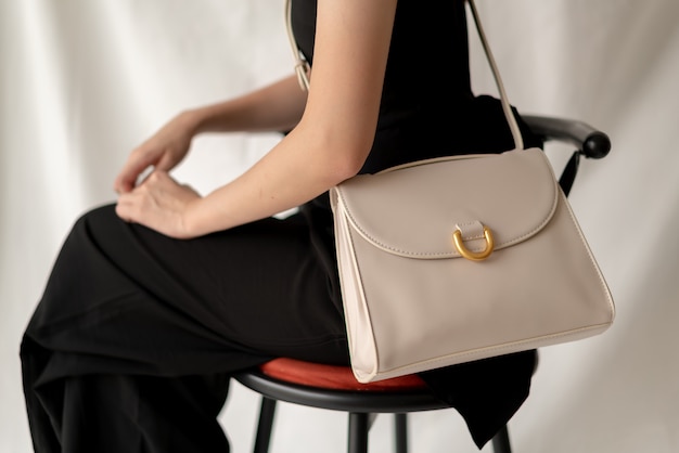 woman leather fashion bag