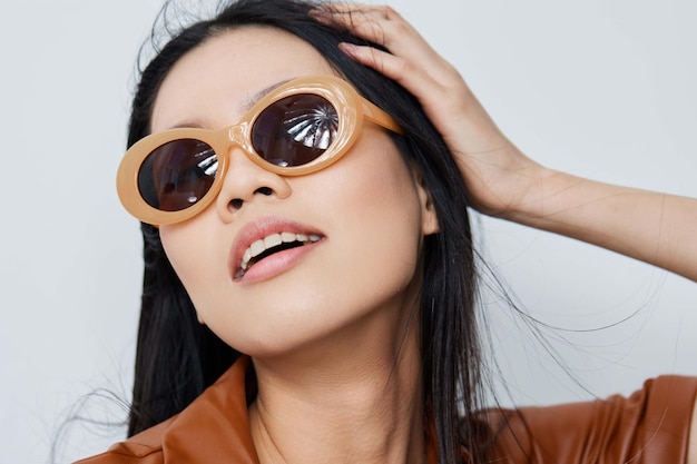 Женские солнцезащитные очки волосы образ жизни мода красота отдых
