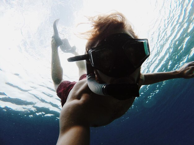 Photo woman in water