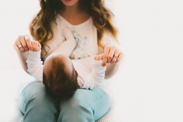 Foto donna con un bambino