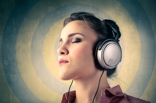 woman with earphone