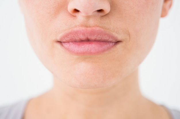 Женщина с сочными губами