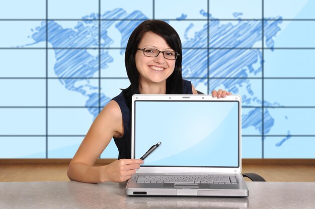 Photo woman with notebook