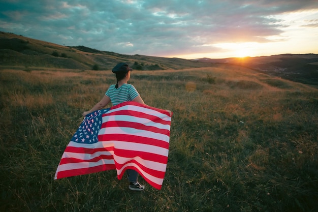 Photo woman with usa flag