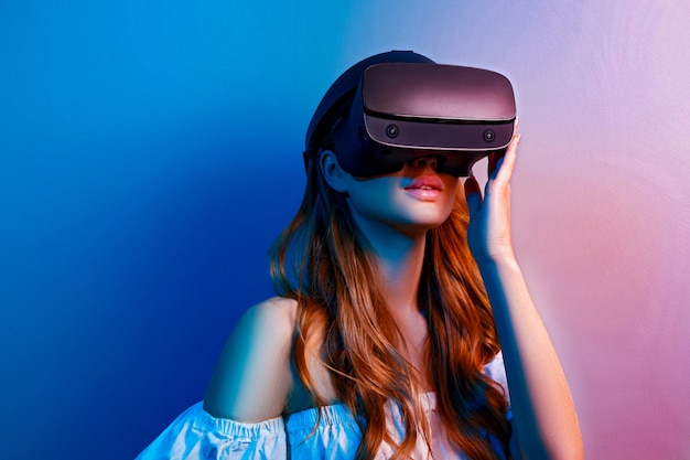 woman with virtual reality glasses