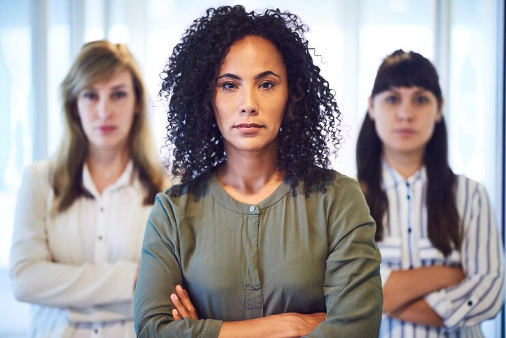 Photo women are obliterating the business world portrait of a group of businesswomen in the office