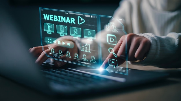 Webinar di formazione online per donne connessione di navigazione elearning e concetto di webcast di tecnologia online cloud su uno schermo di interfaccia virtuale futuristico