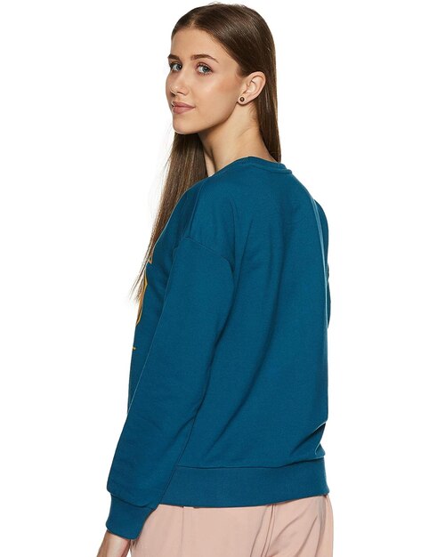 women solid round neck sweater