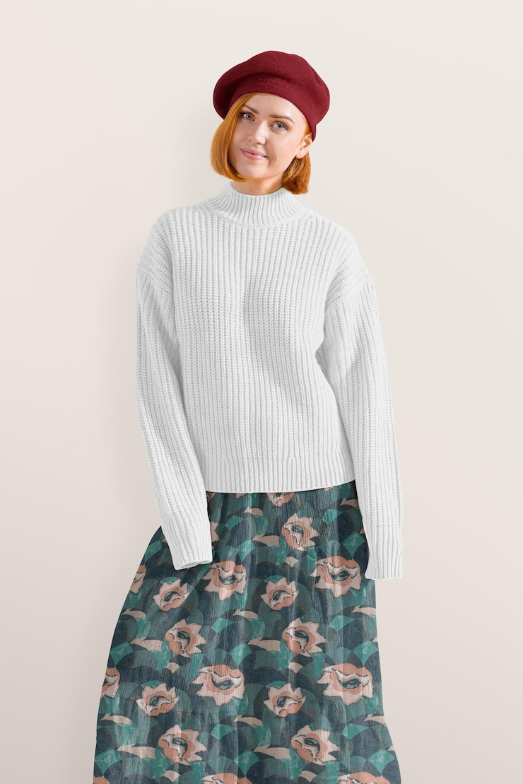 Photo womens jumper png mockup transparent autumn fashion design