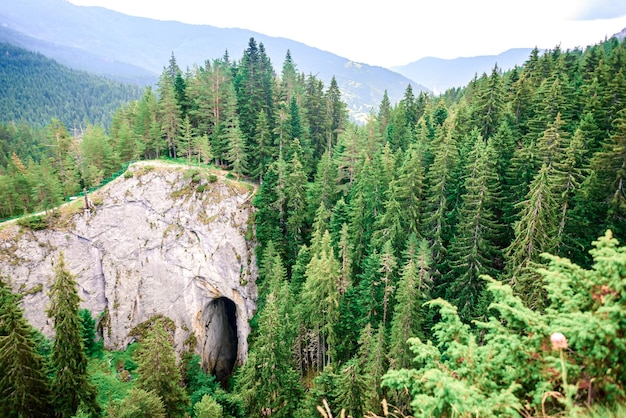 Wonder bridges fenomeni naturali in montagna rhodopi bulgaria