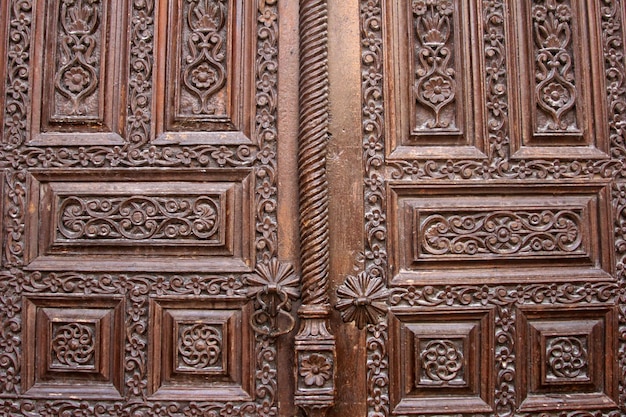 Porta in legno