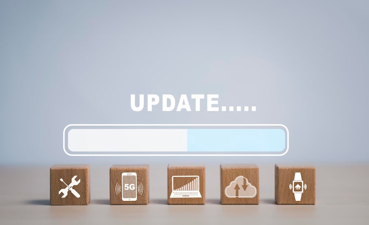 Photo 나무 블록 큐브 업데이트 소프트웨어 컴퓨터 프로그램 업그레이드 비즈니스 기술 인터넷 가상 화면 인터넷 업데이트 및 업데이트 설치와 함께 기술 개념 로딩 바