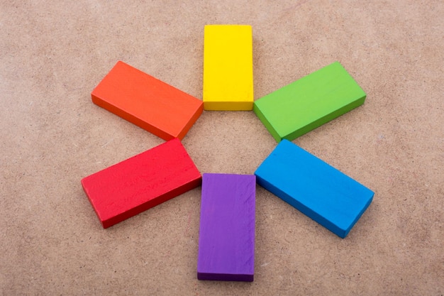 Photo wooden blocks of various colors