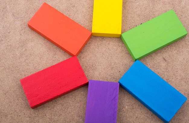 Photo wooden blocks of various colors